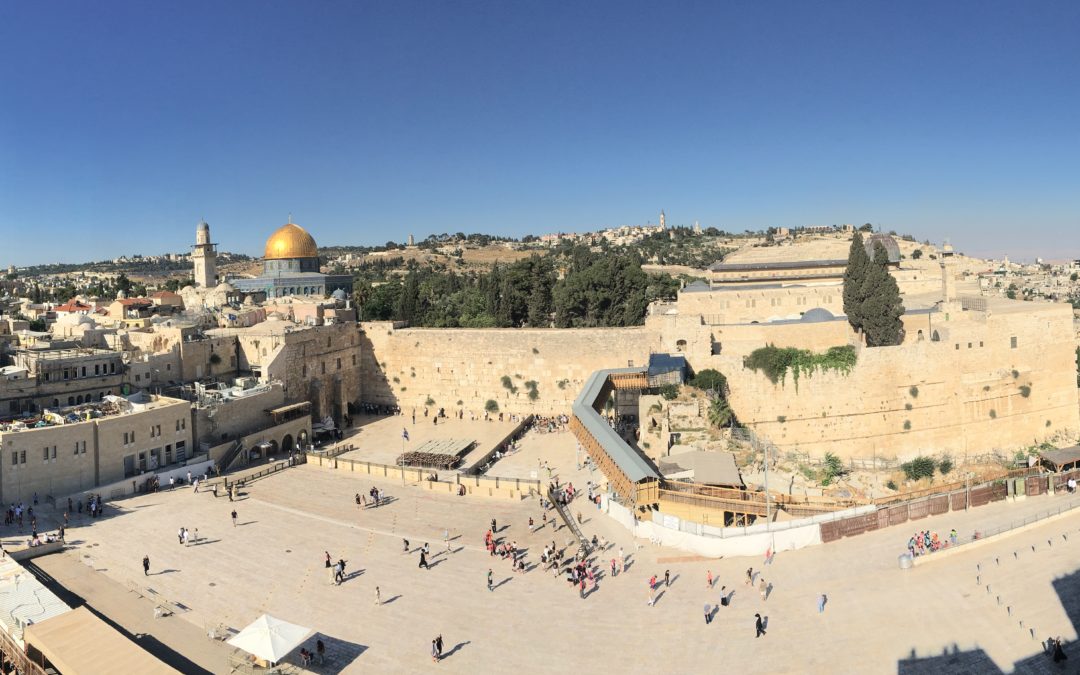 Two Sides of the Kotel